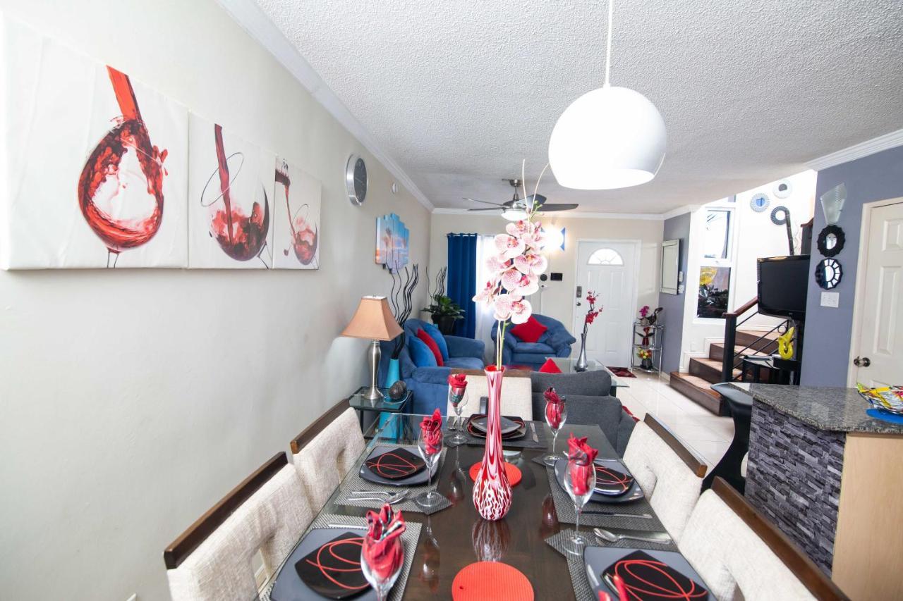 The Oasis I, Portmore Country Club エクステリア 写真