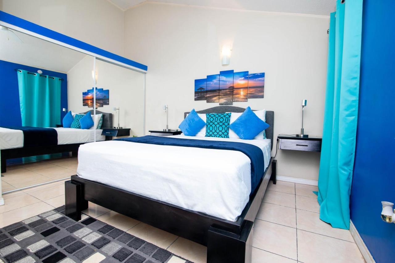 The Oasis I, Portmore Country Club エクステリア 写真
