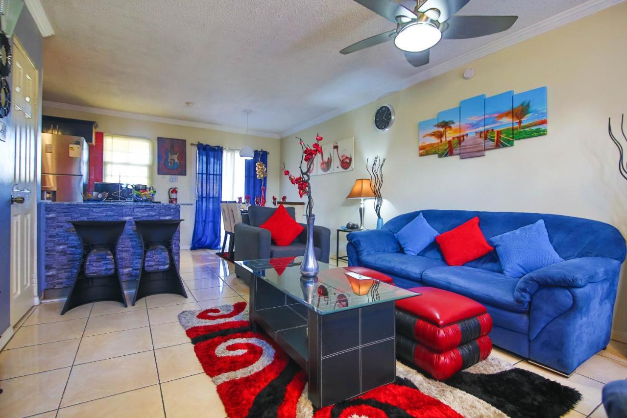 The Oasis I, Portmore Country Club エクステリア 写真
